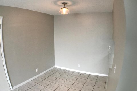 Condominio en alquiler en West Palm Beach, Florida, 1 dormitorio, 51.65 m2 № 2289371 - foto 21
