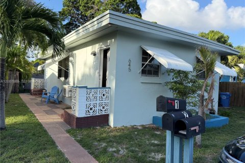 Casa en alquiler en Oakland Park, Florida, 1 dormitorio № 2074002 - foto 4