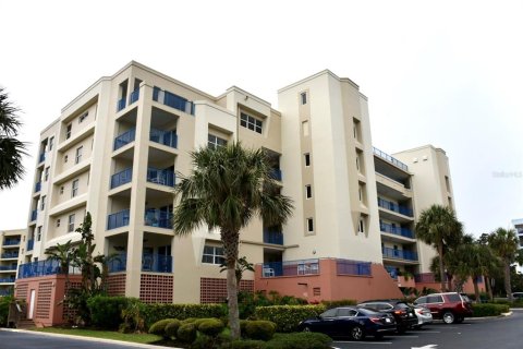 Condo in New Smyrna Beach, Florida, 2 bedrooms № 2214337