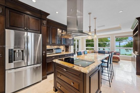 House in Palmetto Bay, Florida 3 bedrooms, 288.37 sq.m. № 1799573 - photo 22