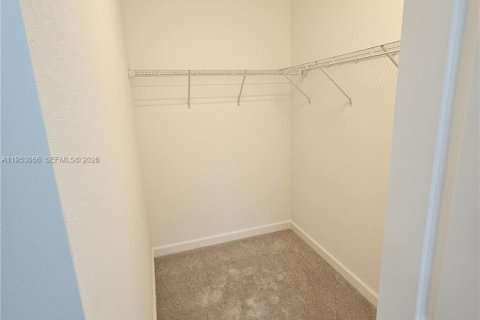 Townhouse in Homestead, Florida 3 bedrooms, 123.37 sq.m. № 2008297 - photo 12