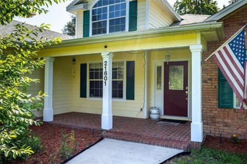 Villa ou maison à vendre à Alachua, Floride: 3 chambres, 229.28 m2 № 2120799 - photo 4
