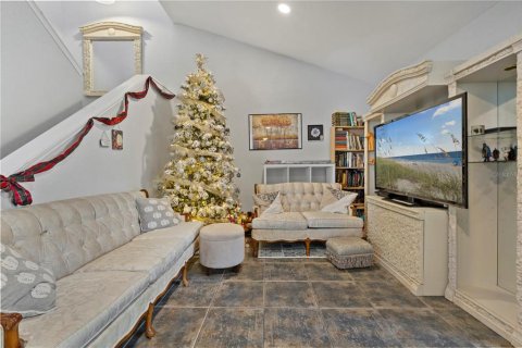 Купить кондоминиум в Винтер-Парк, Флорида 5 комнат, 100.8м2, № 1613257 - фото 9