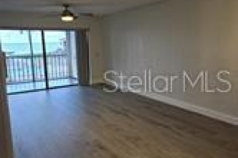 Copropriété à louer à Saint Petersburg, Floride: 2 chambres, 82.68 m2 № 2098927 - photo 9