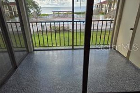 Copropriété à louer à Saint Petersburg, Floride: 2 chambres, 82.68 m2 № 2098927 - photo 8