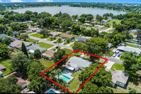 Casa en venta en Winter Haven, Florida, 4 dormitorios, 161.93 m2 № 1812791 - foto 2