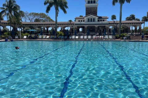 House in Parkland, Florida 3 bedrooms, 190.45 sq.m. № 1121329 - photo 1