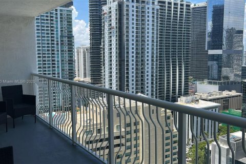 Condominio en venta en Miami, Florida, 1 dormitorio, 76.64 m2 № 1987277 - foto 8
