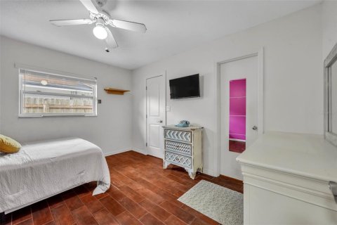 Casa en venta en Winter Park, Florida, 5 dormitorios, 203.83 m2 № 2384077 - foto 25