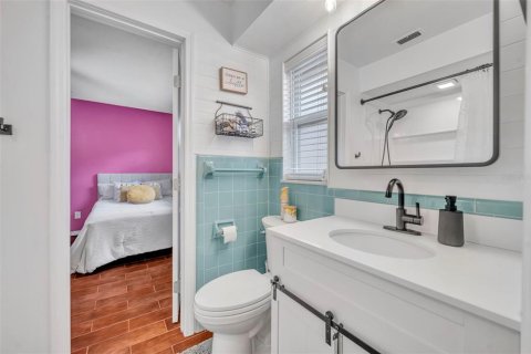 Casa en venta en Winter Park, Florida, 5 dormitorios, 203.83 m2 № 2384077 - foto 23