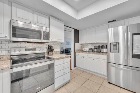 Casa en venta en Winter Park, Florida, 5 dormitorios, 203.83 m2 № 2384077 - foto 13