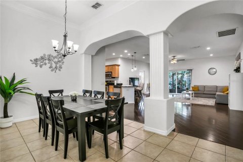 Casa en venta en Clearwater, Florida, 4 dormitorios, 168.9 m2 № 1899845 - foto 3
