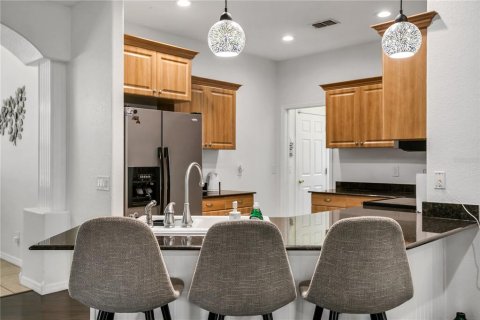 Casa en venta en Clearwater, Florida, 4 dormitorios, 168.9 m2 № 1899845 - foto 4