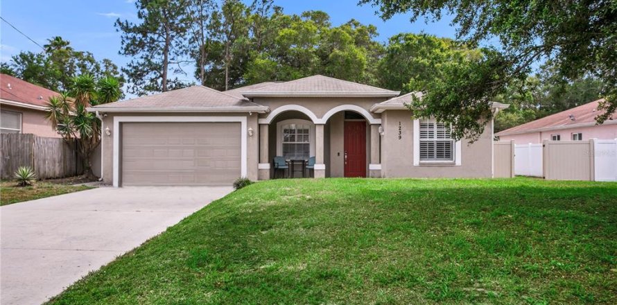 Casa en Clearwater, Florida 4 dormitorios, 168.9 m2 № 1899845