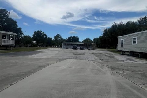 Commercial property in Tampa, Florida 145.67 sq.m. № 2134077 - photo 11