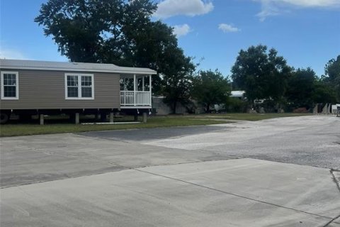 Commercial property in Tampa, Florida 145.67 sq.m. № 2134077 - photo 9