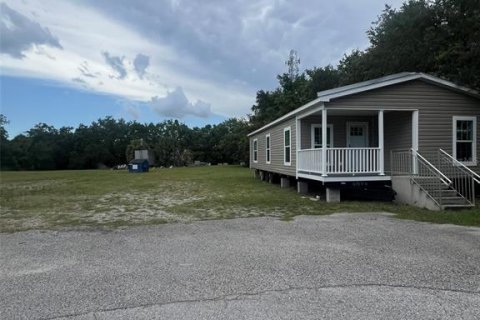 Commercial property in Tampa, Florida 145.67 sq.m. № 2134077 - photo 2