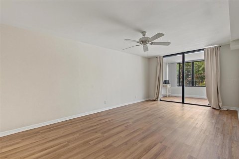 Copropriété à vendre à Tampa, Floride: 2 chambres, 130.06 m2 № 2408348 - photo 25