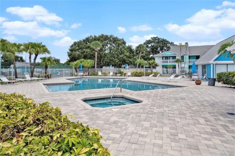 Condominio en alquiler en Palm Harbor, Florida, 1 dormitorio, 52.3 m2 № 1908457 - foto 17