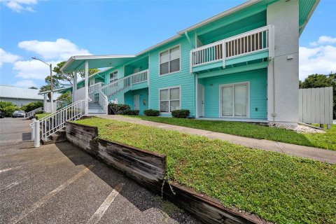 Condominio en alquiler en Palm Harbor, Florida, 1 dormitorio, 52.3 m2 № 1908457 - foto 2