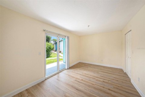 Condominio en alquiler en Palm Harbor, Florida, 1 dormitorio, 52.3 m2 № 1908457 - foto 12