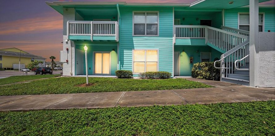 Condominio en Palm Harbor, Florida, 1 dormitorio № 1908457