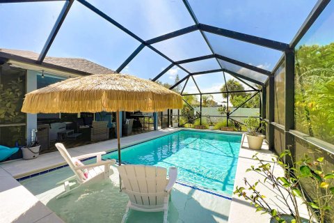 House in Sebastian, Florida 4 bedrooms, 196.02 sq.m. № 2254464 - photo 23