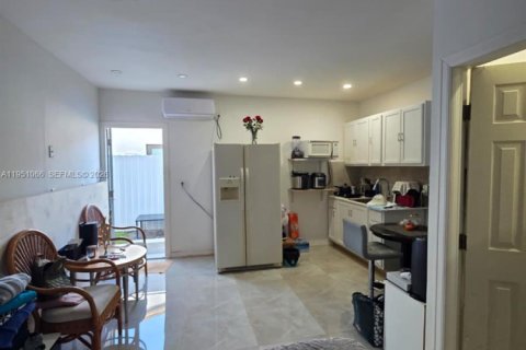 House in Homestead, Florida 3 bedrooms, 115.94 sq.m. № 2007183 - photo 29