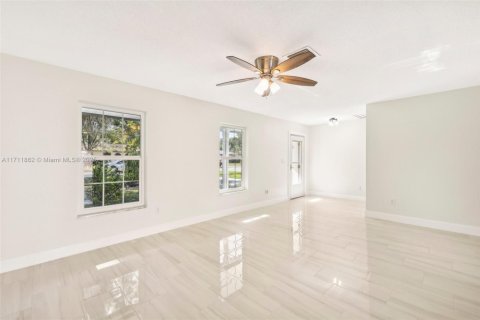 Casa en venta en Coral Springs, Florida, 4 dormitorios, 234.86 m2 № 1474866 - foto 3