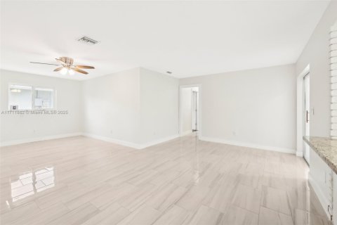 Casa en venta en Coral Springs, Florida, 4 dormitorios, 234.86 m2 № 1474866 - foto 5