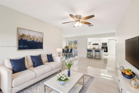 Casa en venta en Coral Springs, Florida, 4 dormitorios, 234.86 m2 № 1474866 - foto 8