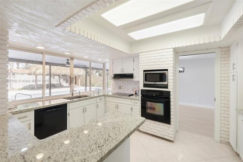Casa en venta en Coral Springs, Florida, 4 dormitorios, 234.86 m2 № 1474866 - foto 22