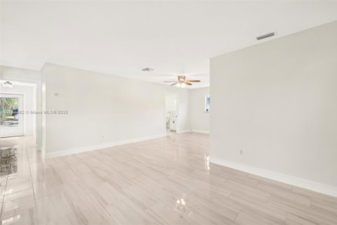 Casa en venta en Coral Springs, Florida, 4 dormitorios, 234.86 m2 № 1474866 - foto 4