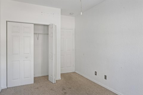 House in Coral Springs, Florida 4 bedrooms, 209.31 sq.m. № 2083272 - photo 7