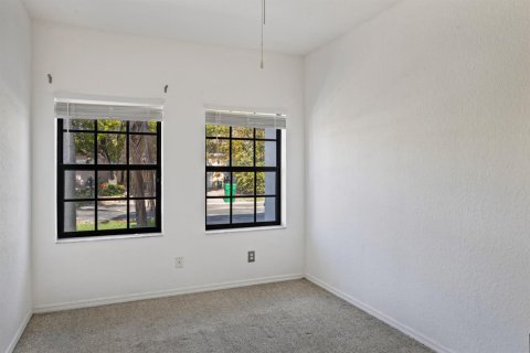 House in Coral Springs, Florida 4 bedrooms, 209.31 sq.m. № 2083272 - photo 6
