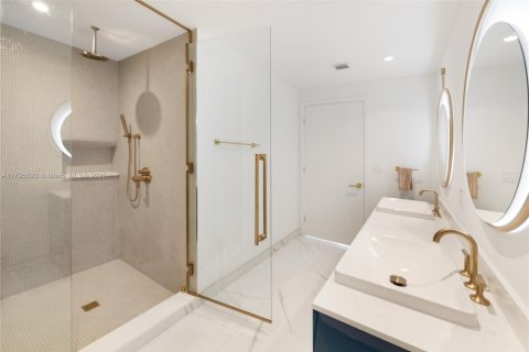 Купить кондоминиум в Майами, Флорида 2 спальни, 91.23м2, № 2154401 - фото 9