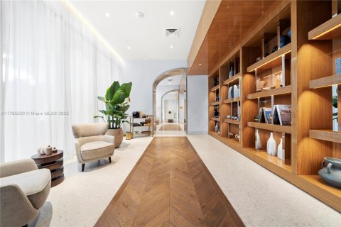 Купить кондоминиум в Майами, Флорида 2 спальни, 91.23м2, № 2154401 - фото 24