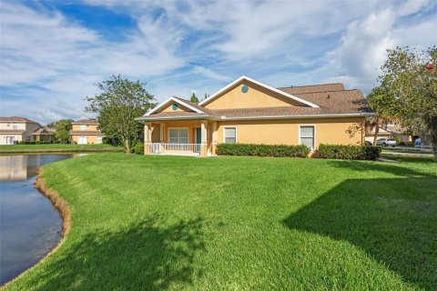 Touwnhouse à vendre à Tampa, Floride: 2 chambres, 116.03 m2 № 1904786 - photo 2