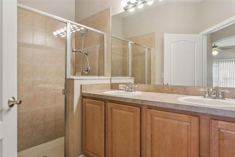 Touwnhouse à vendre à Tampa, Floride: 2 chambres, 116.03 m2 № 1904786 - photo 16