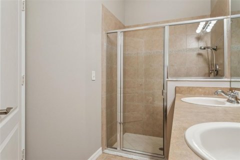 Touwnhouse à vendre à Tampa, Floride: 2 chambres, 116.03 m2 № 1904786 - photo 17