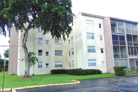 Copropriété à louer à North Lauderdale, Floride: 2 chambres, 92.9 m2 № 1946267 - photo 8