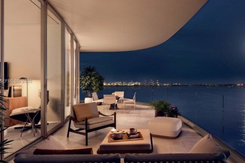 Copropriété à vendre à Miami, Floride: 5 chambres, 438.96 m2 № 2152432 - photo 9