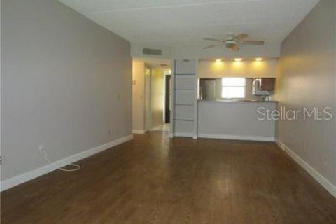 Copropriété à vendre à Oldsmar, Floride: 2 chambres, 82.5 m2 № 1523007 - photo 6