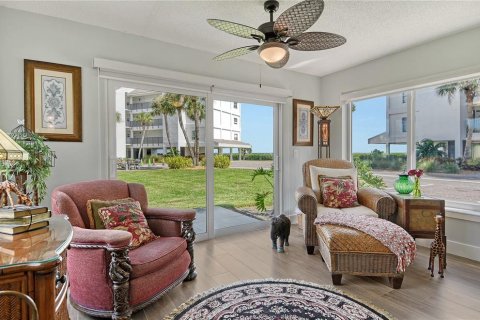 House in Longboat Key, Florida 2 bedrooms, 123.1 sq.m. № 2214906 - photo 15