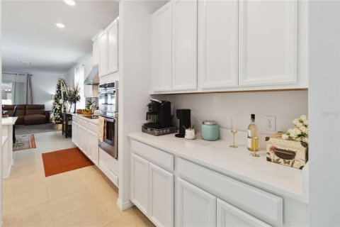 Villa ou maison à vendre à Kissimmee, Floride: 4 chambres, 224.82 m2 № 2093483 - photo 6