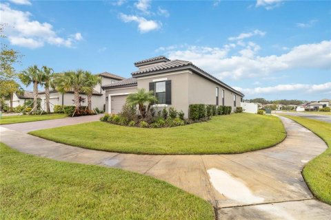 Villa ou maison à vendre à Kissimmee, Floride: 4 chambres, 224.82 m2 № 2093483 - photo 24