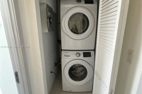 Купить таунхаус в Хомстед, Флорида 4 спальни, 142.6м2, № 2036488 - фото 12