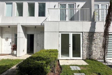 Купить таунхаус в Хомстед, Флорида 4 спальни, 142.6м2, № 2036488 - фото 7