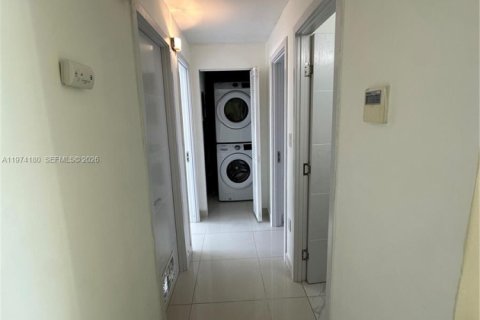 Купить таунхаус в Хомстед, Флорида 4 спальни, 142.6м2, № 2036488 - фото 13