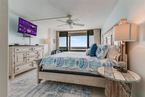 Condominio en alquiler en Redington Shores, Florida, 2 dormitorios, 108.23 m2 № 2109522 - foto 28